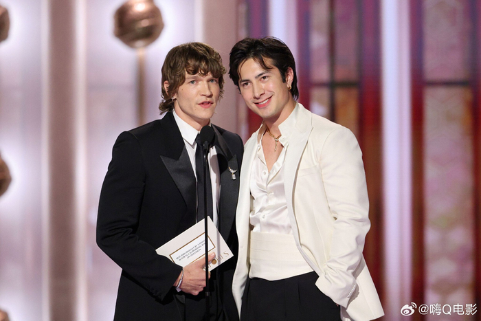 yl7703永利-康纳·斯托里、哈德森·威廉姆斯亮相2026年金球奖|Williams|Connor Storrie|California_新浪娱乐_新浪新闻