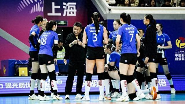 yl7703永利-“忘记过去”成就上海女排关键一胜，与江苏队的决胜场“攻心”为上|蔡斌|江苏女排|比赛|球迷|队员_新浪新闻