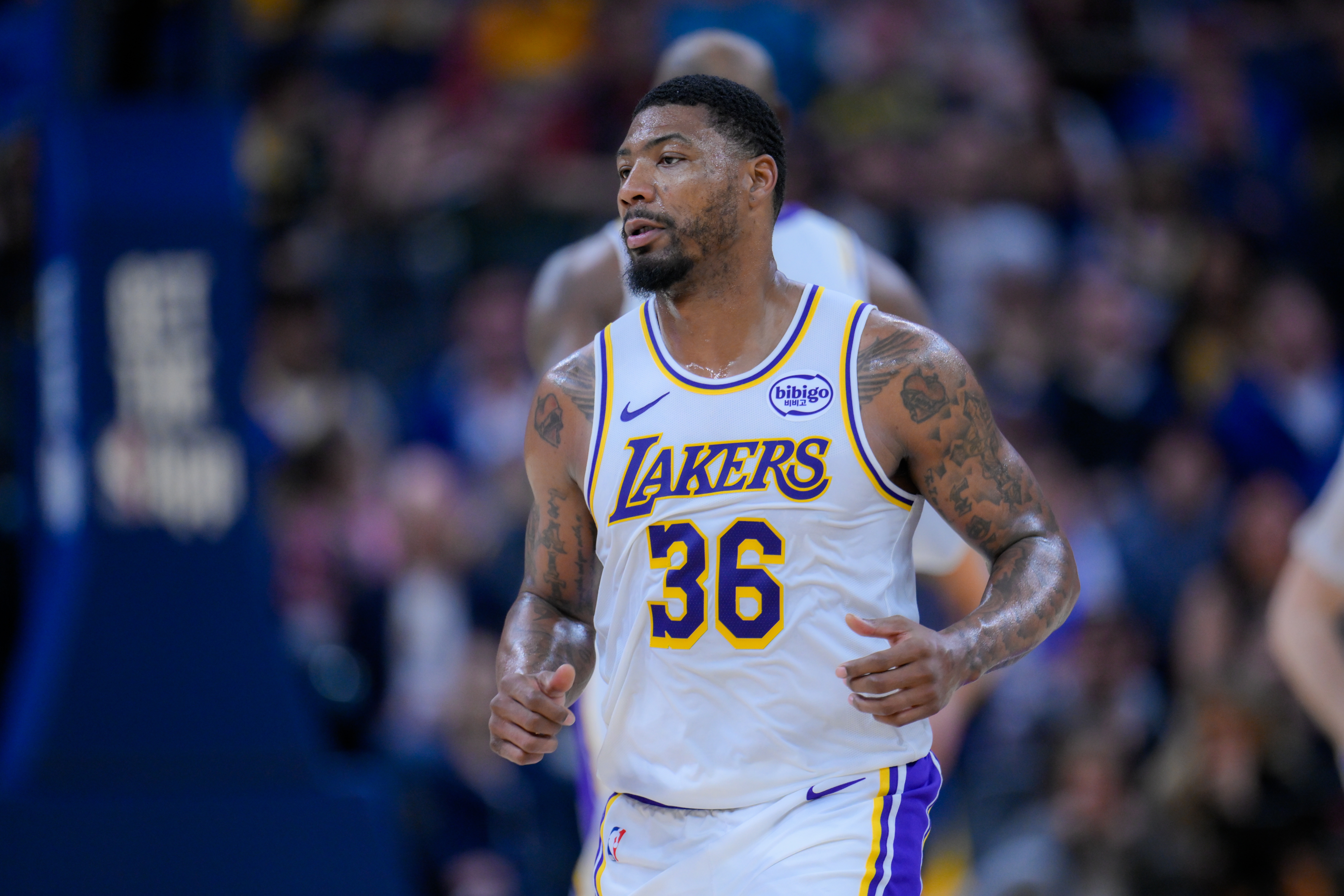 yl7703永利-斯玛特：我阔别季后赛很久了 但我每到季后赛阶段 状态总会提升